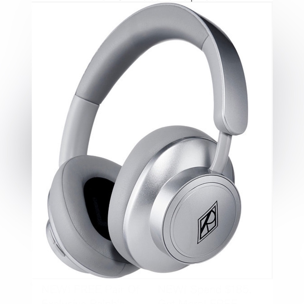 Exclusive Ralph's Club Silver Headphones